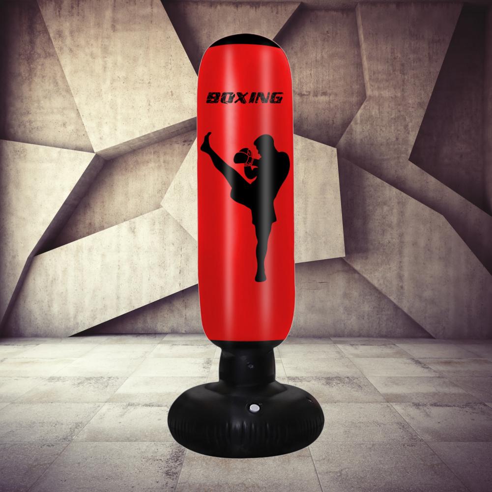 Sac de boxe sur pied gonflable
