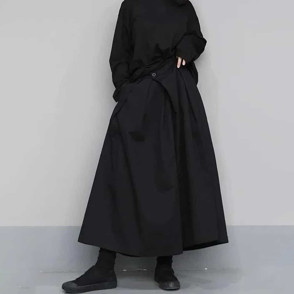 Hakama Ample et Court de Style Samouraï
